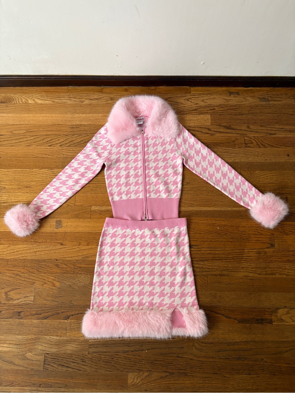 Pink Houndstooth Faux-Fur Trim Midi Skirt